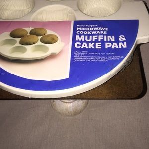 NEW Multi-purpose microwave muffin pan